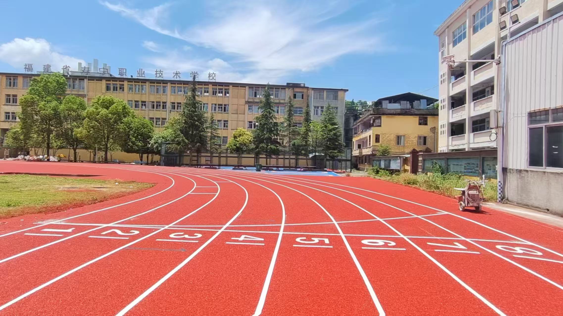 福建省宁德市体育场透气型跑道