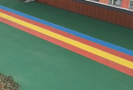 湖北随州幼儿园全塑型跑道